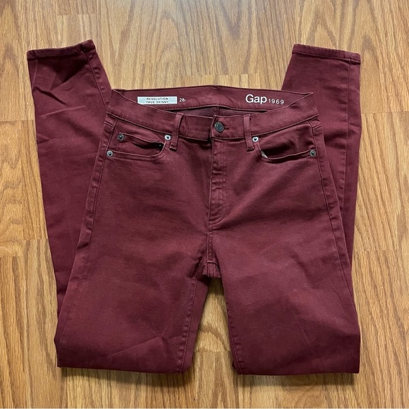 COPY - GAP 1969 Women’s Skinny Size 28R Maroon Colored Jeans. Material Stretche… - Picture 1 of 10